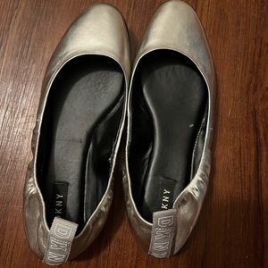 DKNY gold flats size 8